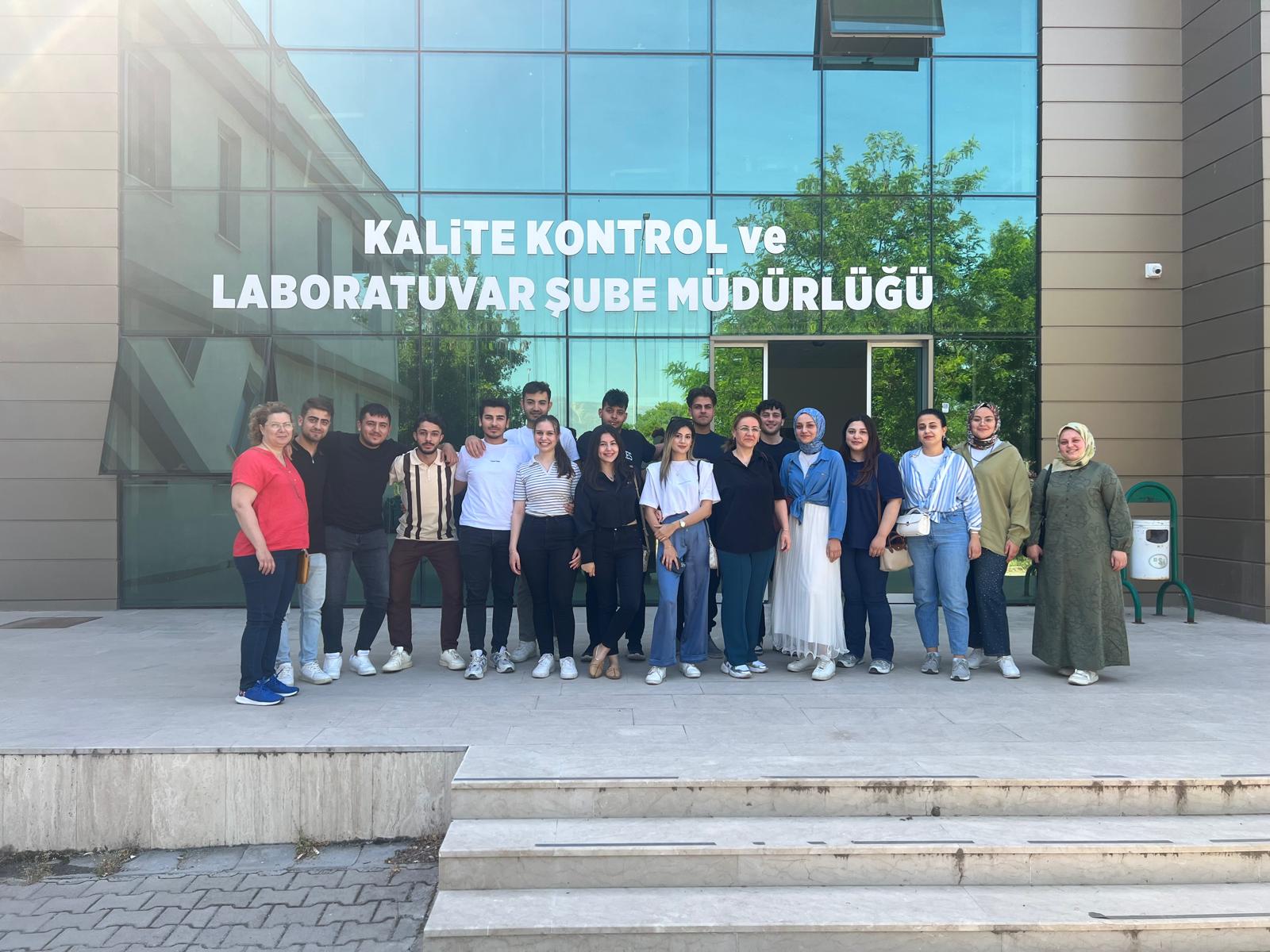 Devlet Su İşleri Bölge Müdürlüğü Kalite Kontrol ve Laboratuvar Şube Müdürlüğü Laboratuvarını Tanıtan Teknik Gezi Düzenlendi